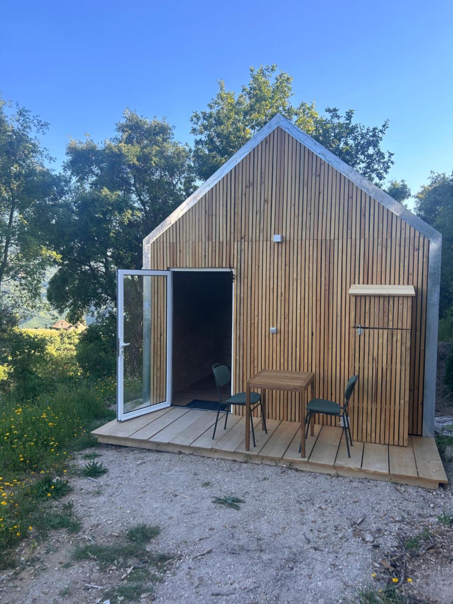 Monkey Tiny Barnhouse With Amazing Views! Villa Folhadosa Dış mekan fotoğraf